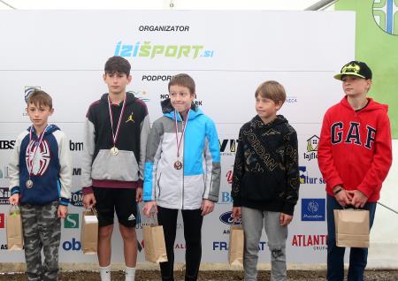 CERKNIŠKI POLMARATON 68 FOTO LJUBO VUKELIČ